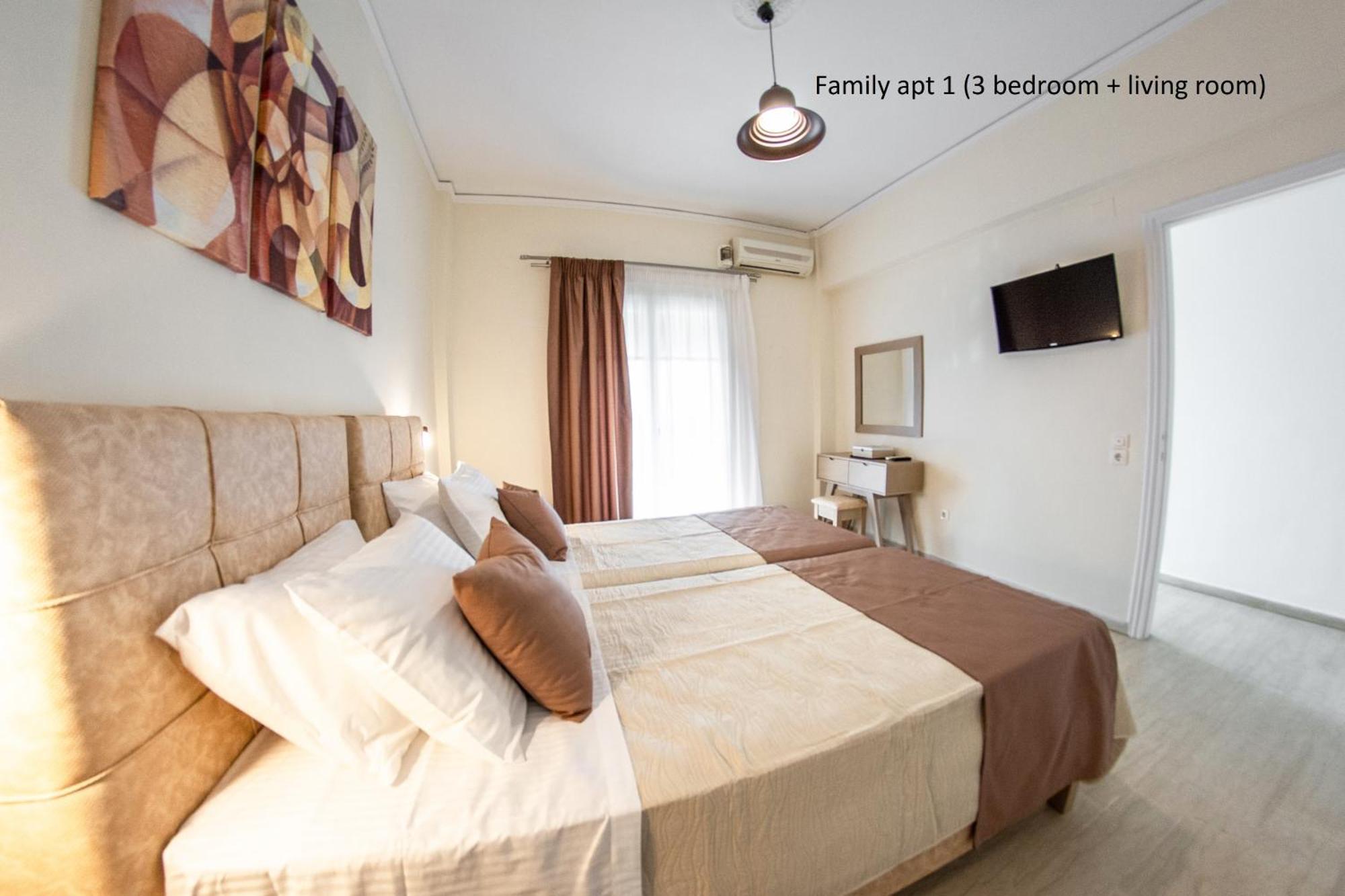 Elaionas And Holiday home *